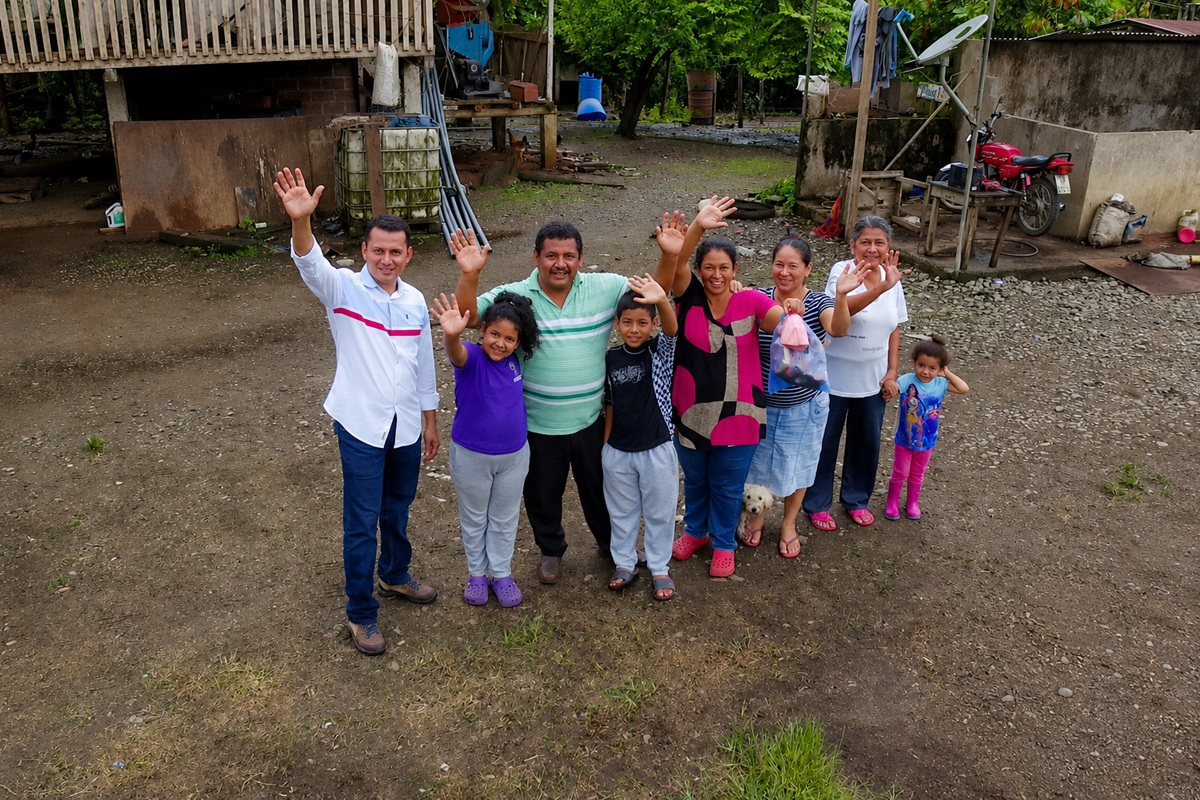 Comunidad de productores de cacao asociados
